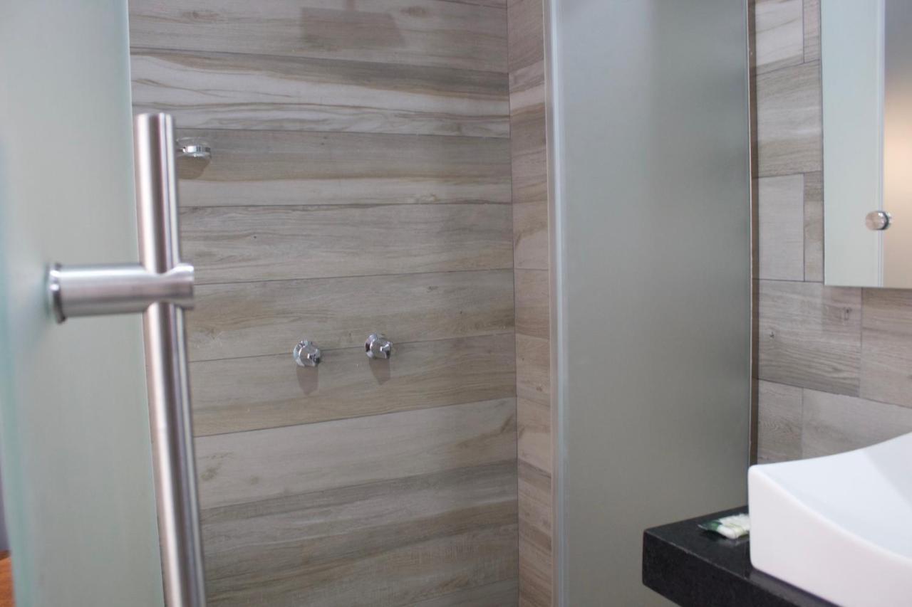 Hotel Grand One Plaza Тихуана Екстериор снимка