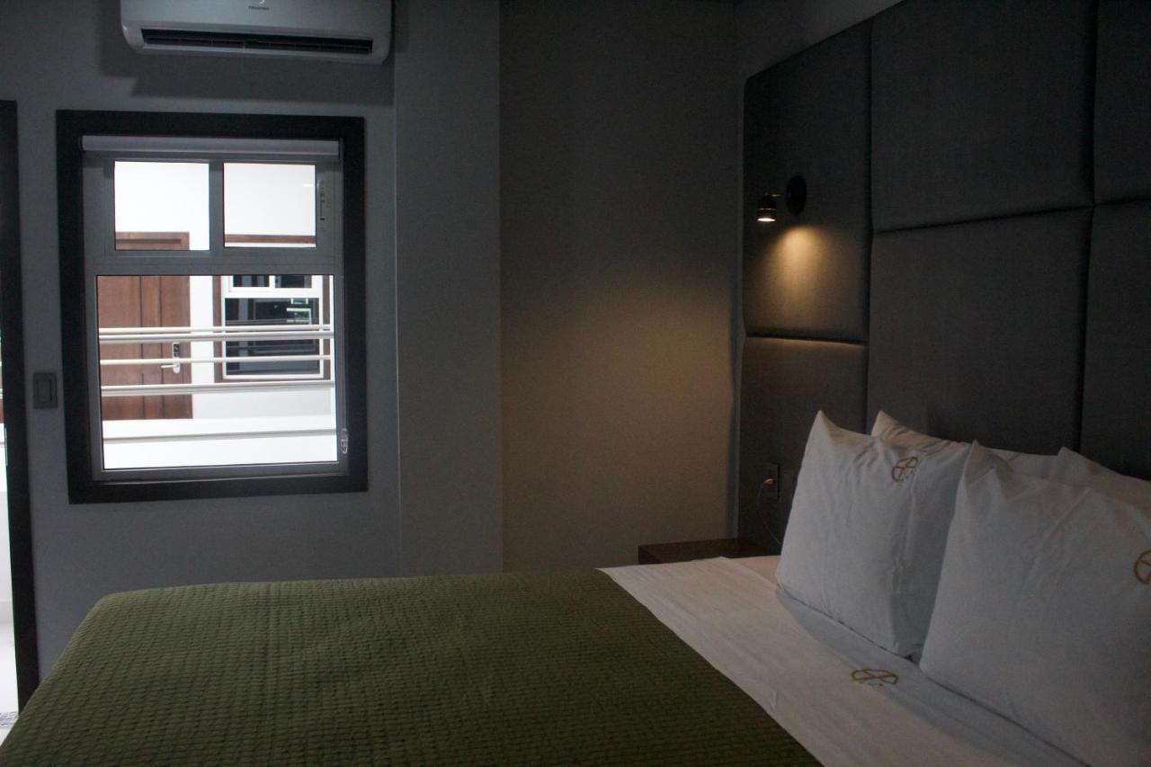 Hotel Grand One Plaza Тихуана Екстериор снимка