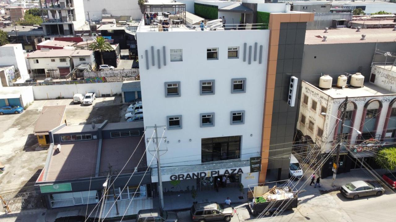 Hotel Grand One Plaza Тихуана Екстериор снимка