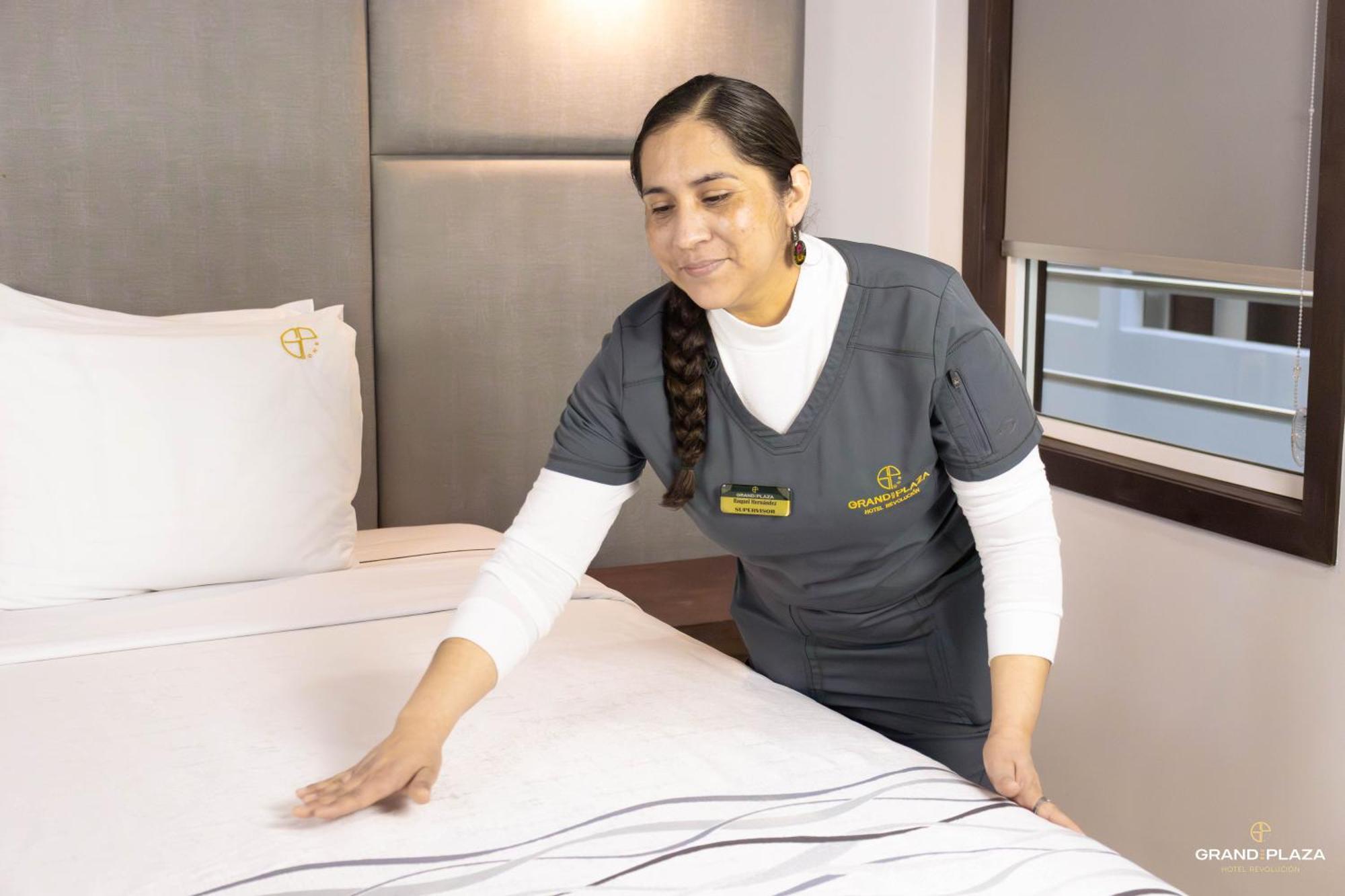 Hotel Grand One Plaza Тихуана Екстериор снимка