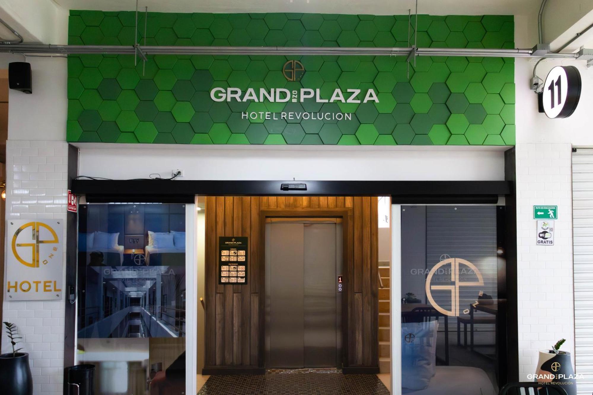 Hotel Grand One Plaza Тихуана Екстериор снимка