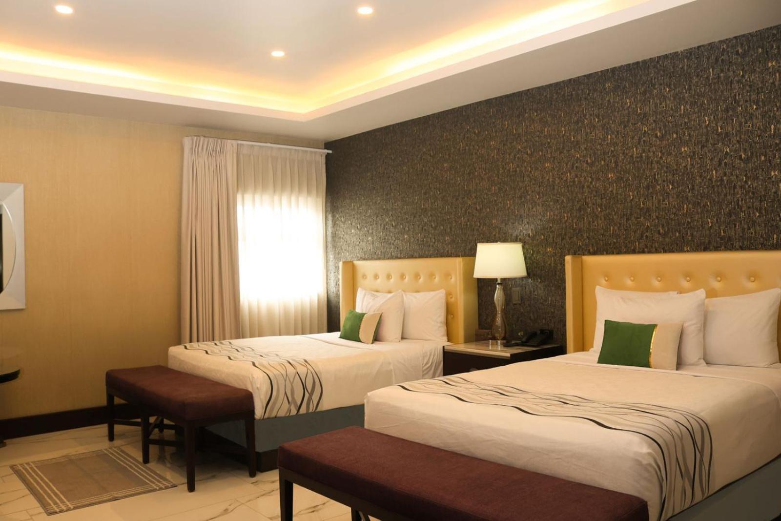 Hotel Grand One Plaza Тихуана Екстериор снимка