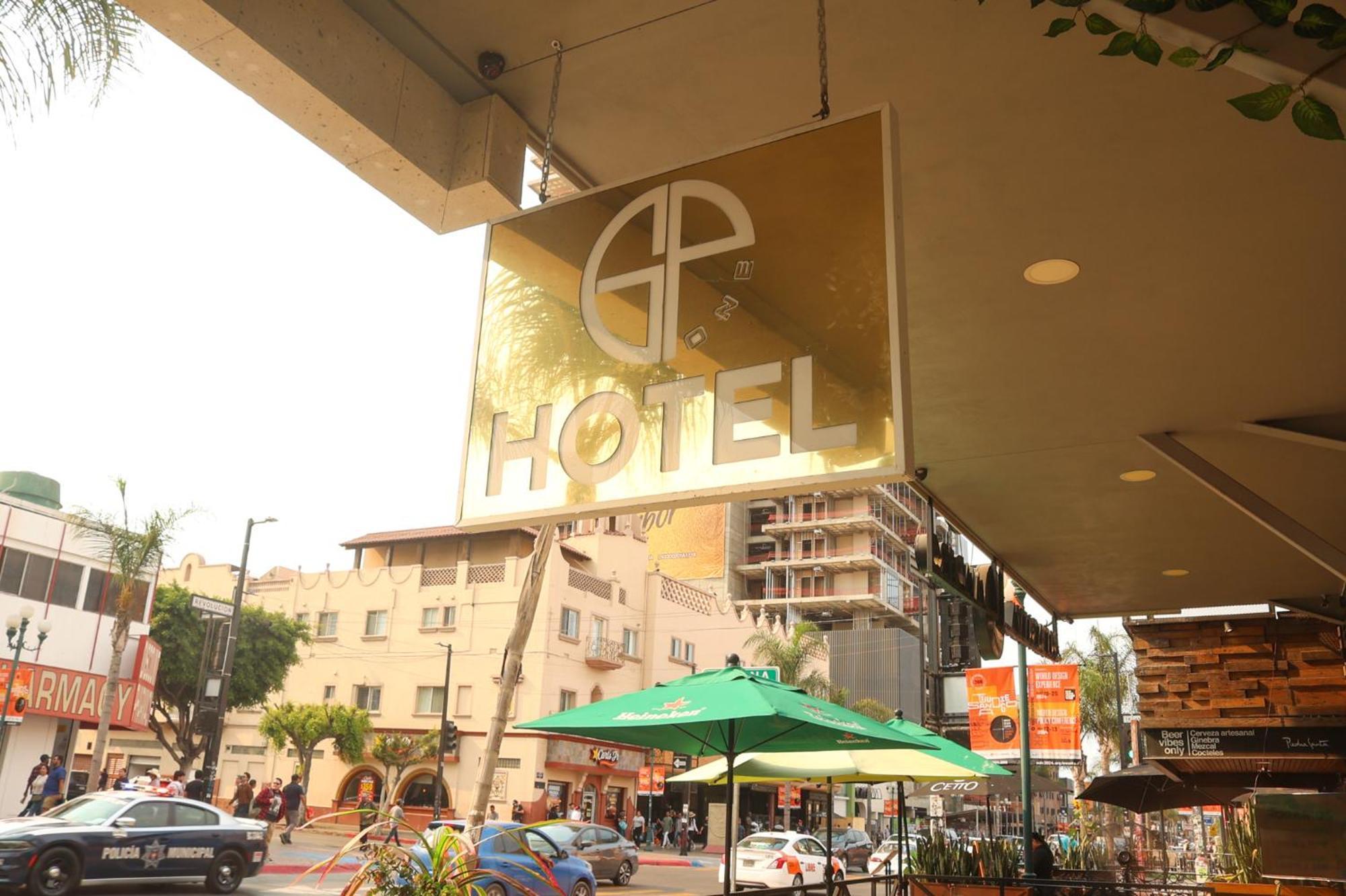 Hotel Grand One Plaza Тихуана Екстериор снимка