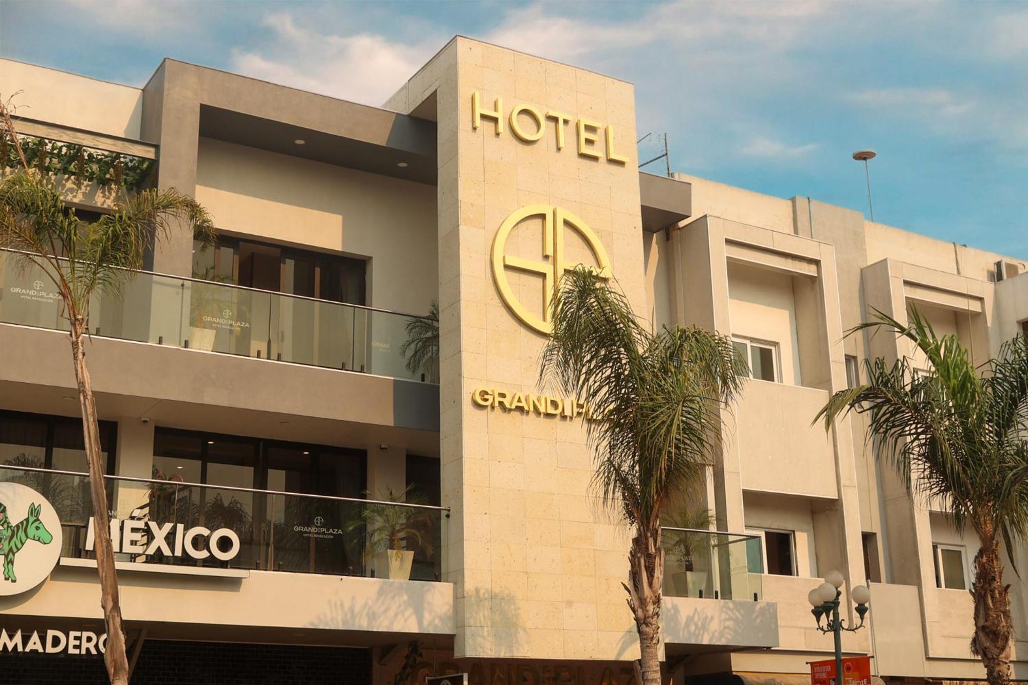 Hotel Grand One Plaza Тихуана Екстериор снимка