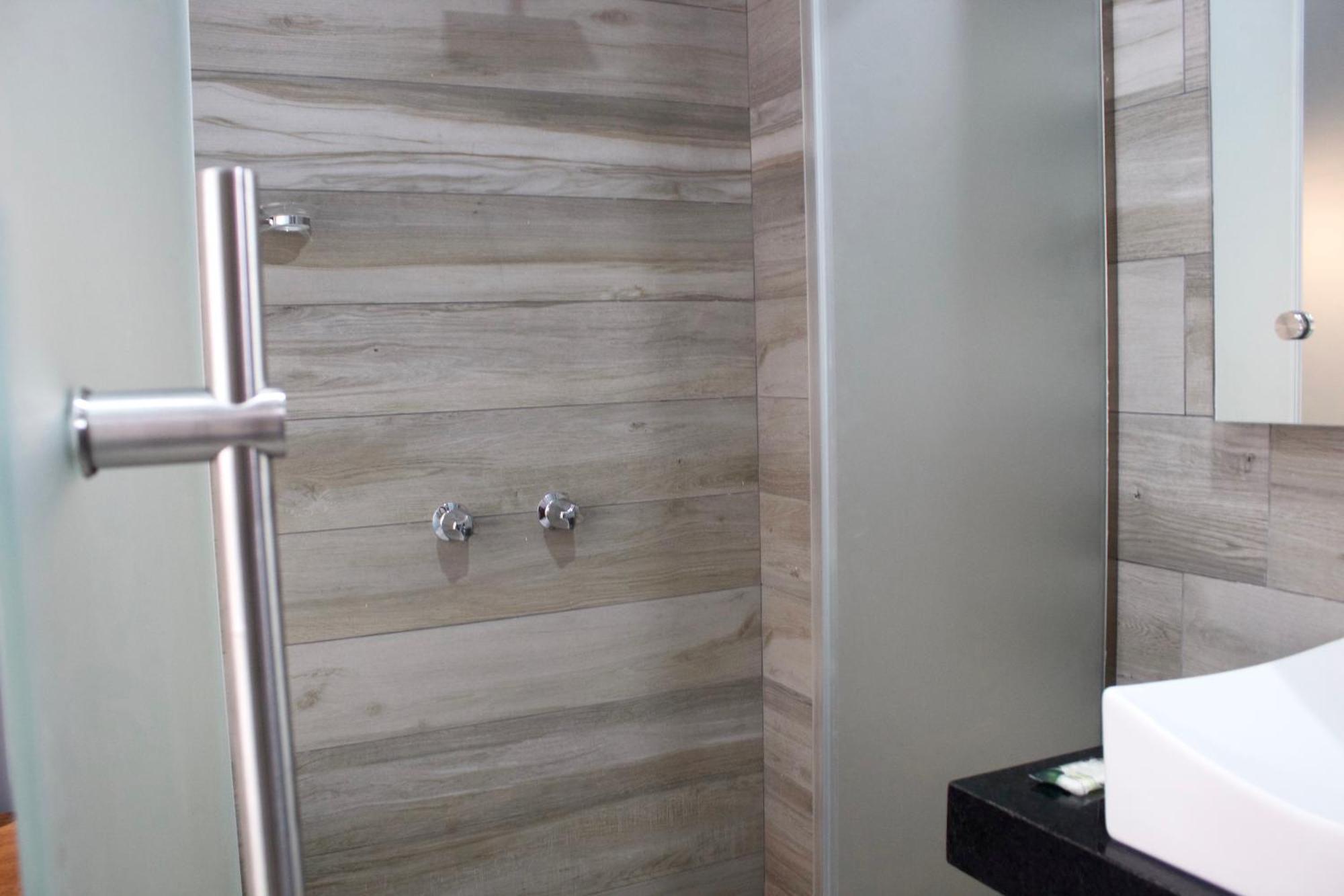 Hotel Grand One Plaza Тихуана Екстериор снимка