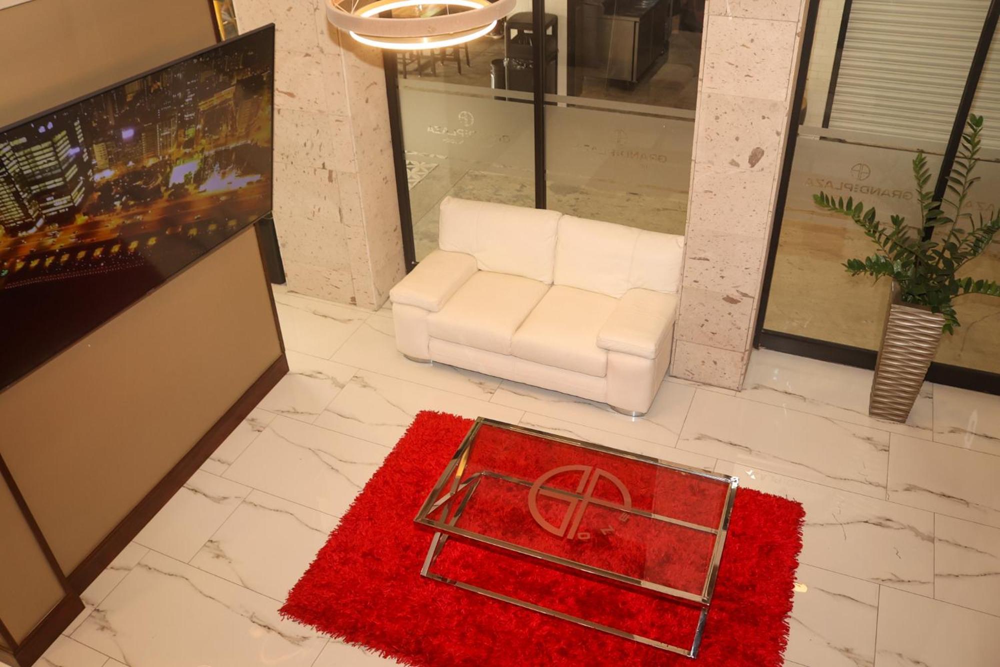Hotel Grand One Plaza Тихуана Екстериор снимка
